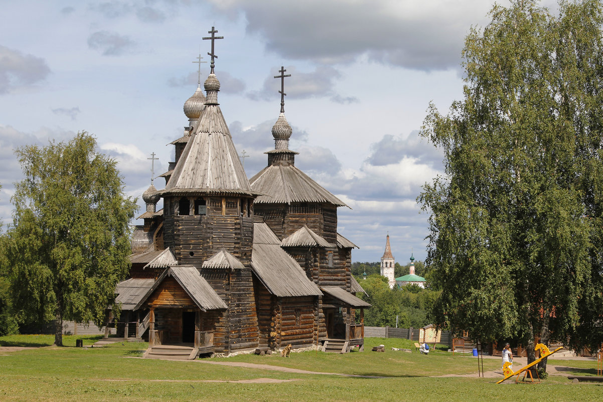 Деревянная церковь - Сергей Бесов