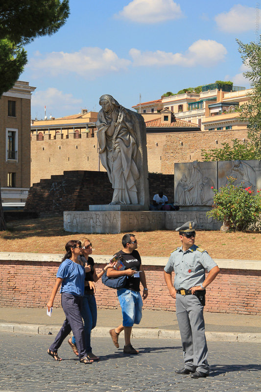 Near Castel Sant&#39;Angelo - Алексей Гудков