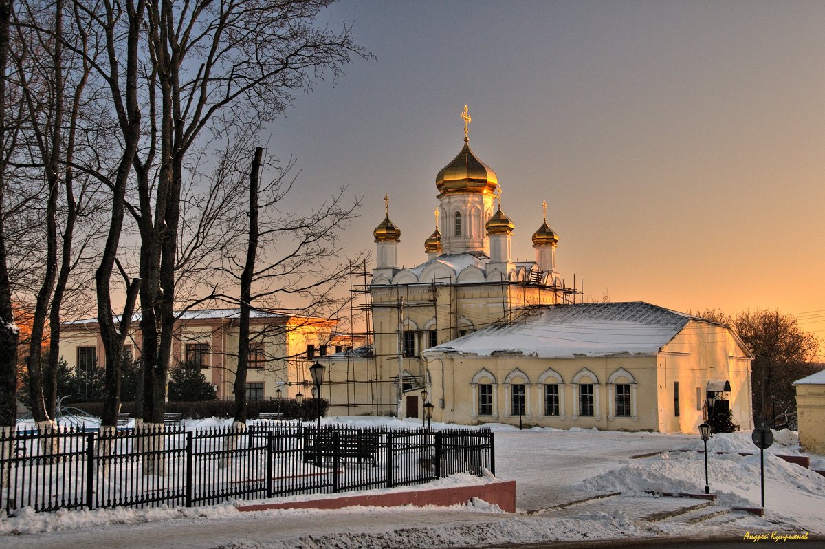 Золотые купола в лучах заката - Андрей Куприянов