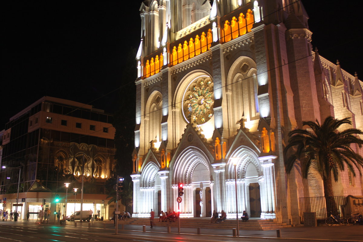 Basilique Notre Dame de l’Assomption - Таня Фиалка