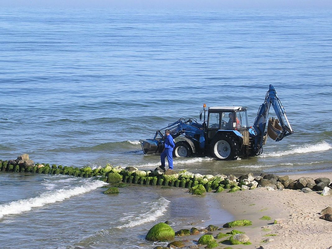 Купание "железного коня". - Людмила Жданова