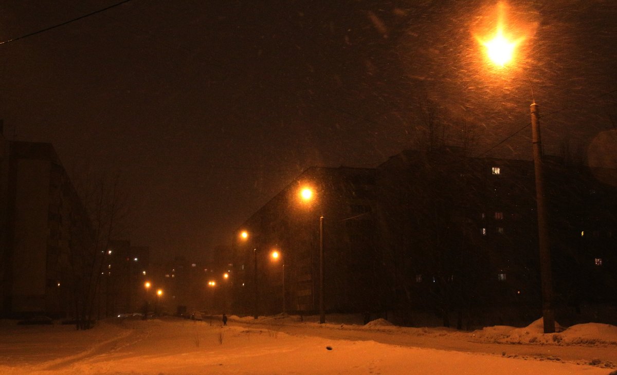 Ночь, улица, снег и фонари - Damir Si