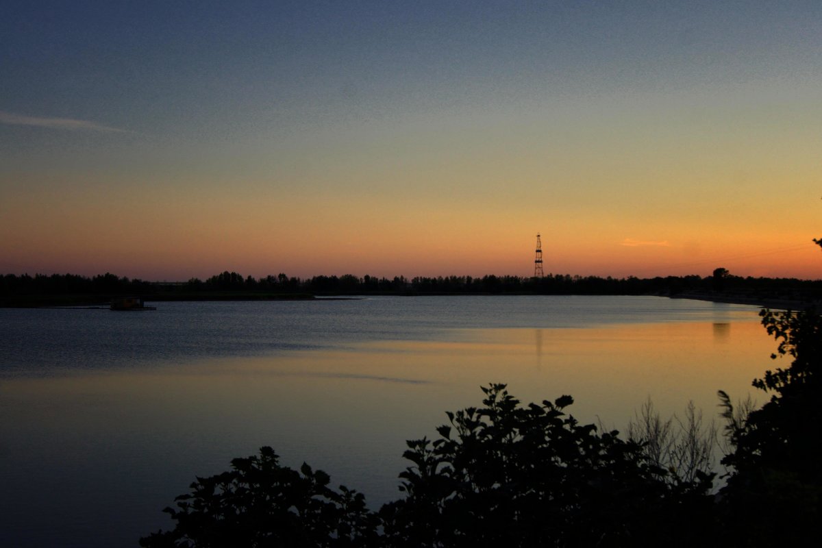 Закат на озере... - Irina Ivanova