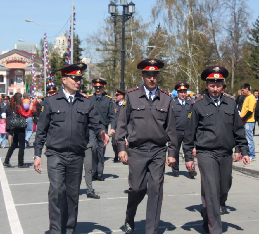 Полиция в день 9 Мая - Savayr 