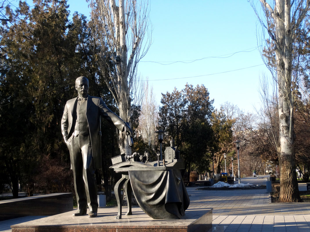Памятник городскому голове Байкову А.В. - Тамара (st.tamara)