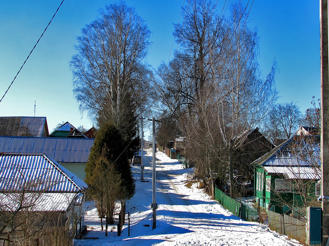 В переулке - Yuriy V