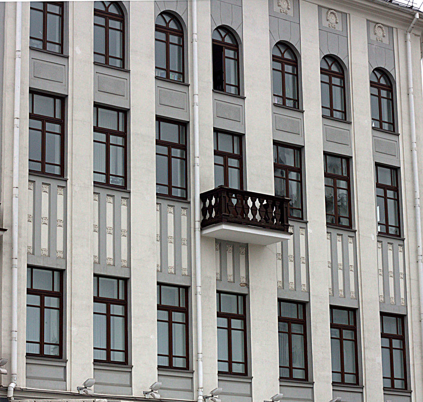 дом с балконом - Ольга Полозкова