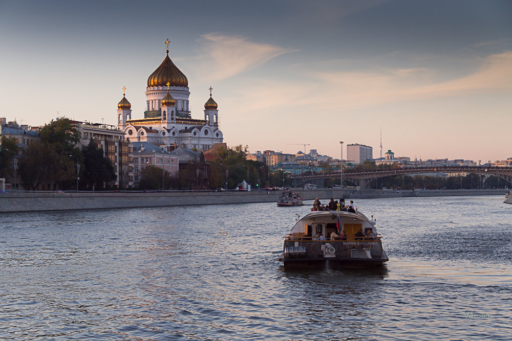 ВЕЧЕРОМ НА МОСКВЕ РЕКЕ - ВЛАДИМИР 