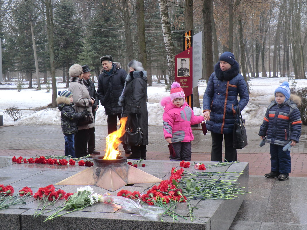 Великие Луки, 23 февраля... - Владимир Павлов