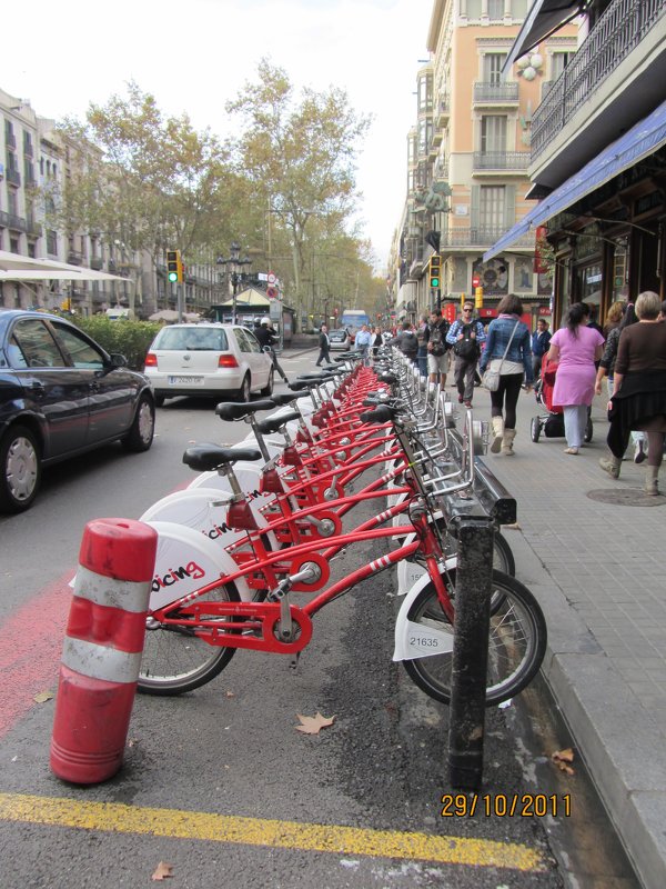 Стоянка муниципальных велосипедов. Барселона - Герович Лилия 