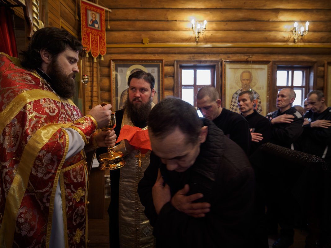 В церкви на зоне строгого режима - Александр Губарев