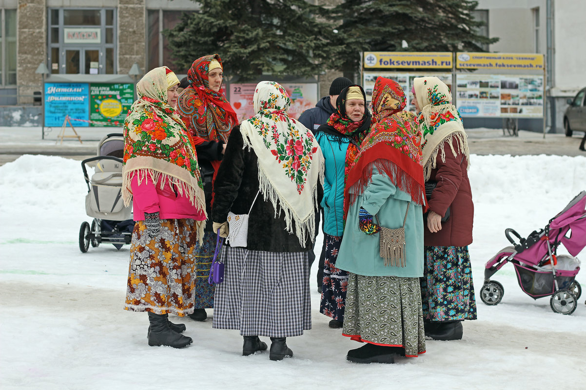 Северодвинск. Масленица. В перерыве между плясками (2) - Владимир Шибинский