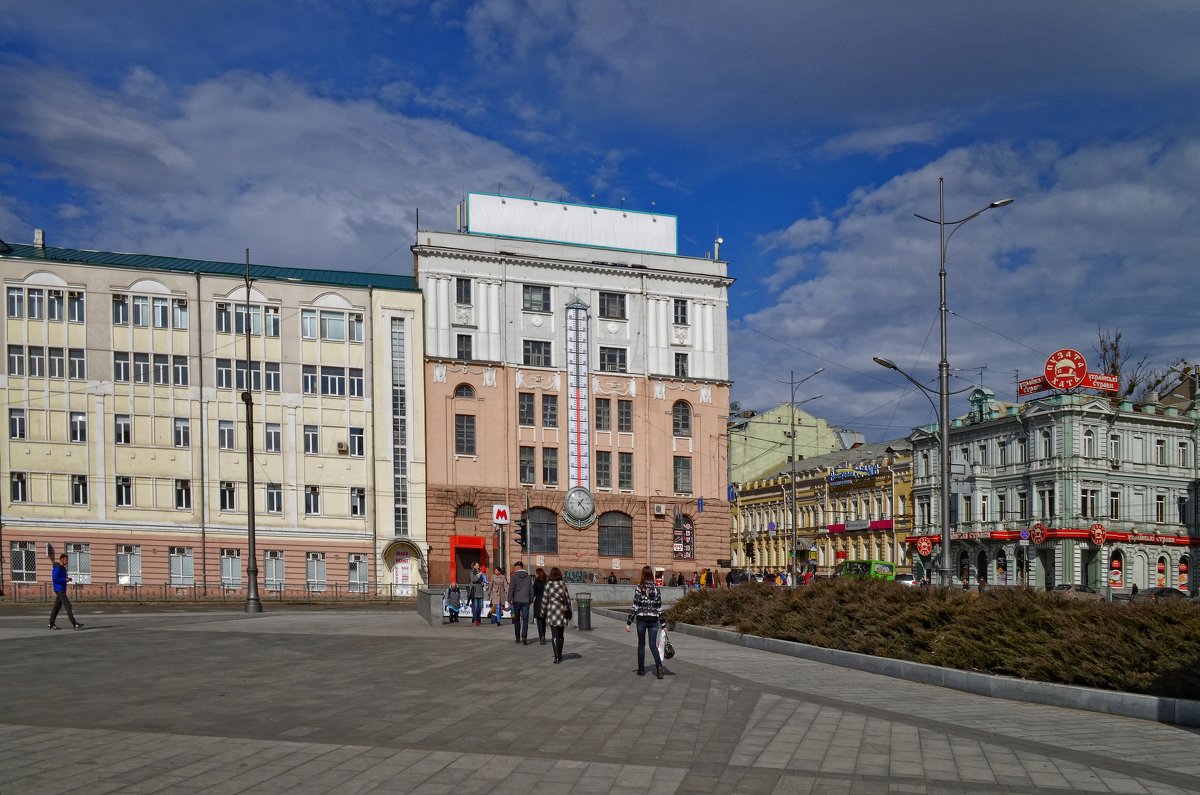 Площадь Конституции - Tatiana Kretova