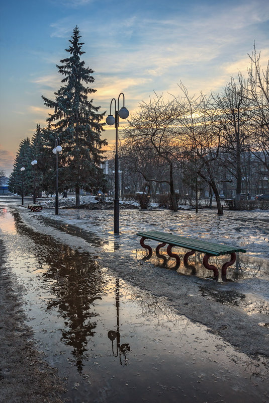 Весенний вечер - Николай Андреев