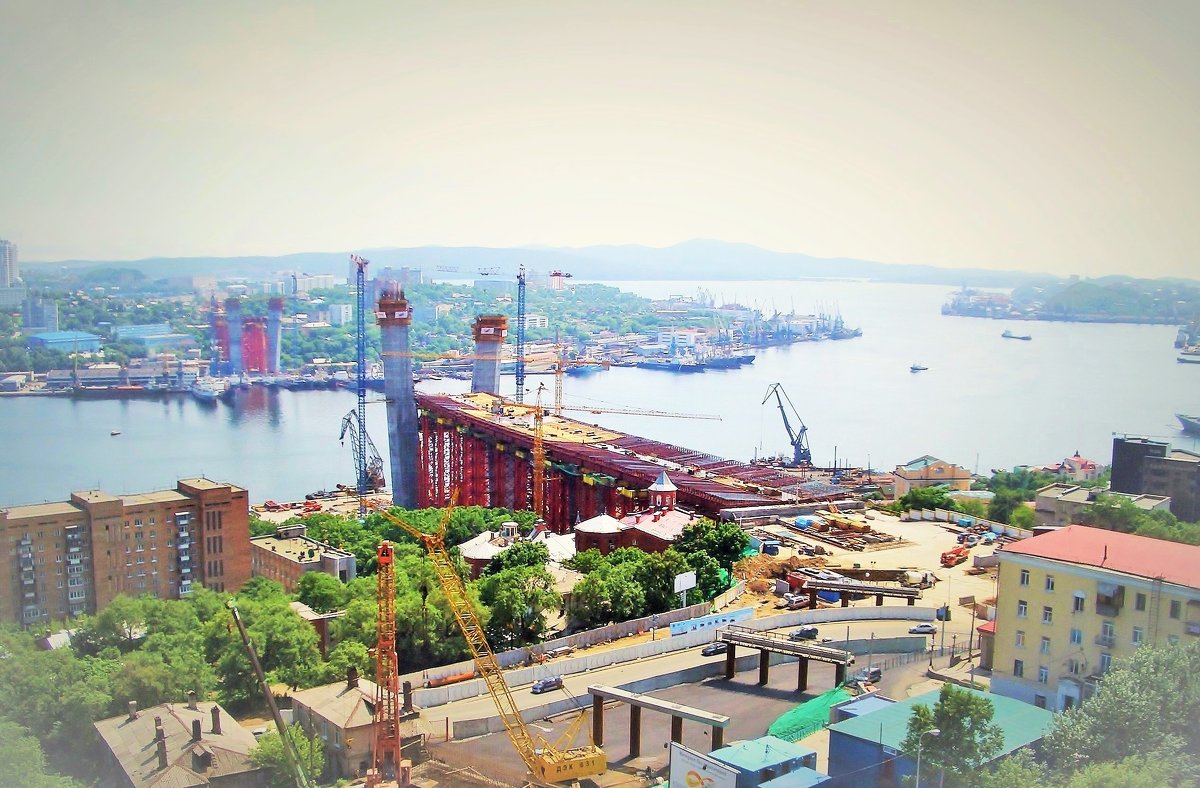 Строительство Золотого моста через бухту "Золотой рог" во Владивостоке (2010г.) - Лариса Мироненко