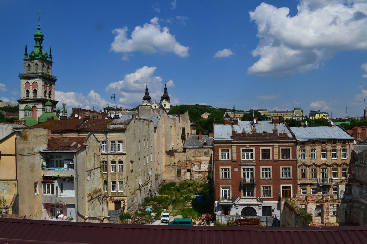 Старый город - Николай Мезенцев 