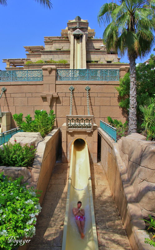 Aquaventure Waterpark / Dubai / Emirates - Voyager .