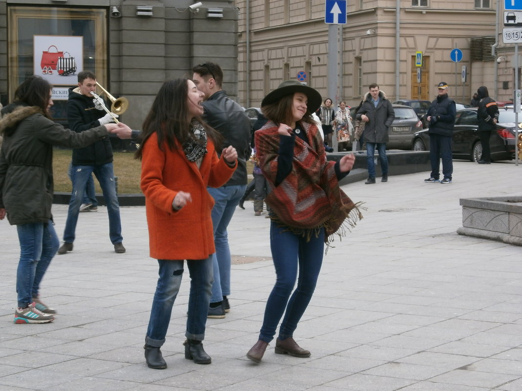 В ритме весны... - Алёна Савина