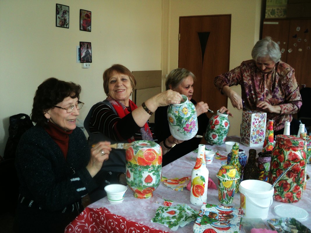 И у каждой в душе, сидит маленькая девочка, которая по прежнему очень любит играть... - Ольга Кривых