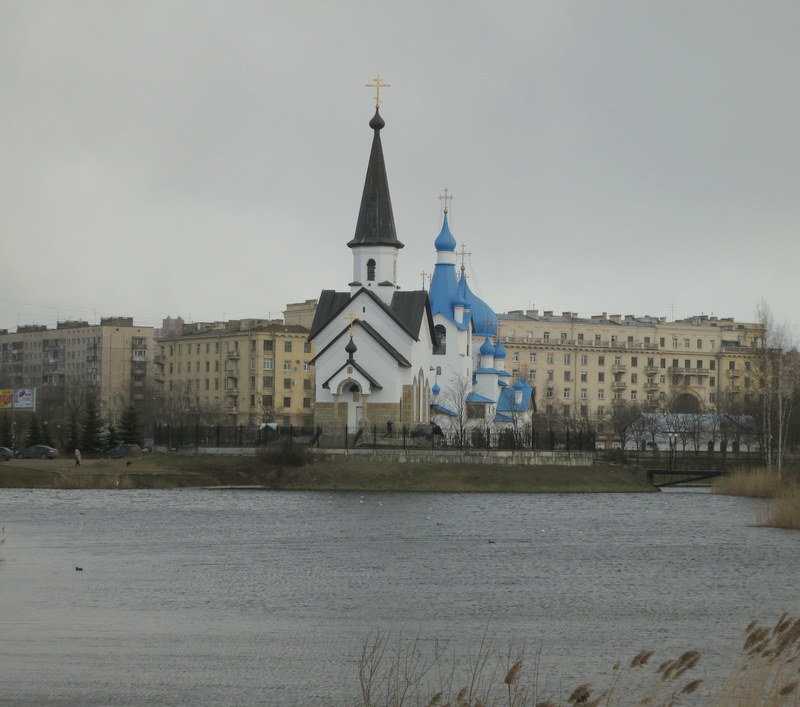 Храмовый комплекс в Парке Городов-Героев или Пулковском парке. - Валентина Жукова