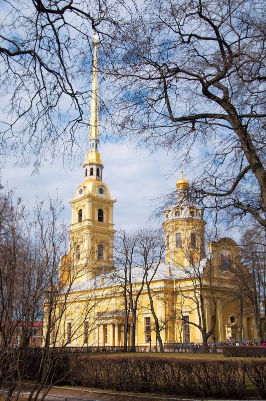 Церковь в Петропавловской крепости - Михаил Сахнов