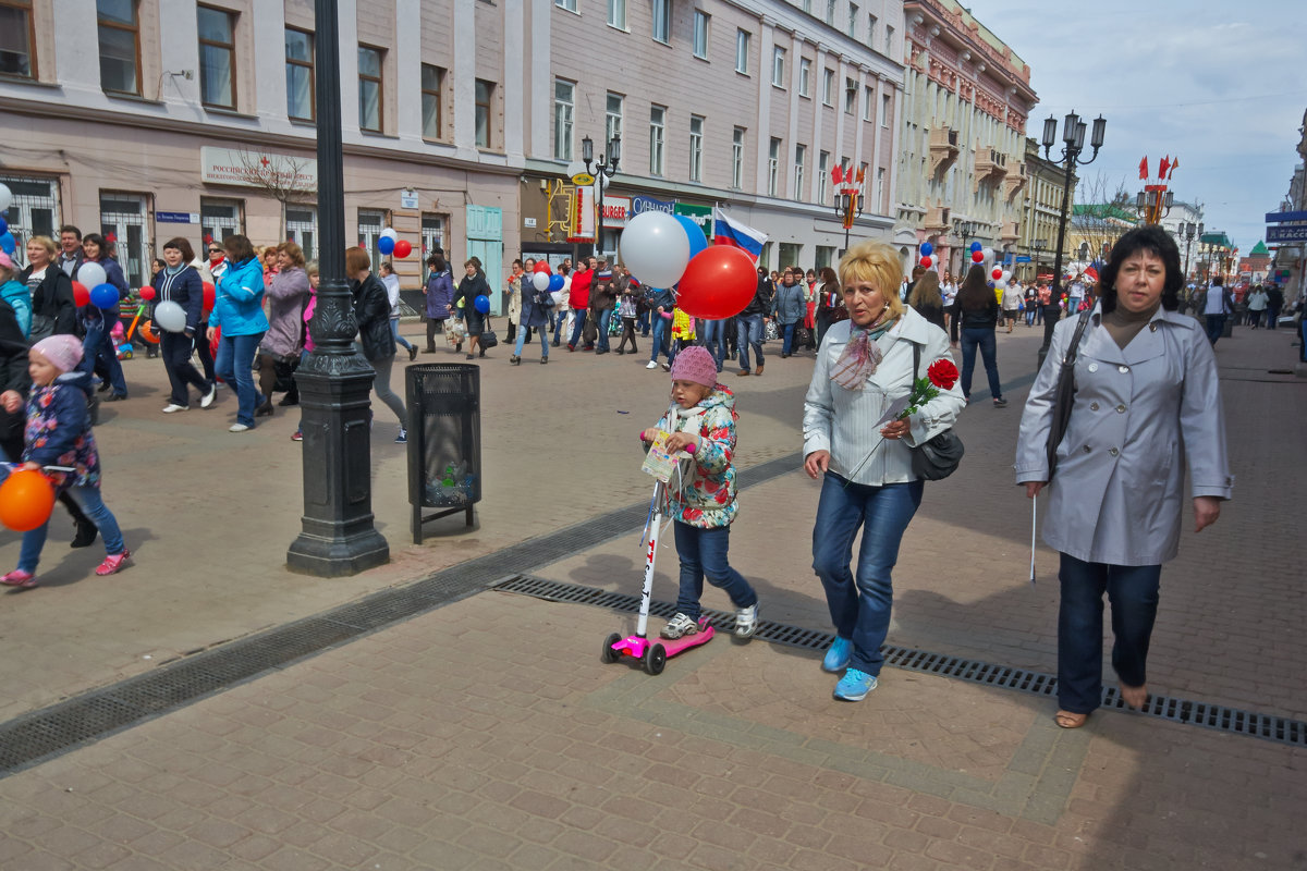 Первомайская демонстрация Н.Новгород - Игорь Ковалевский