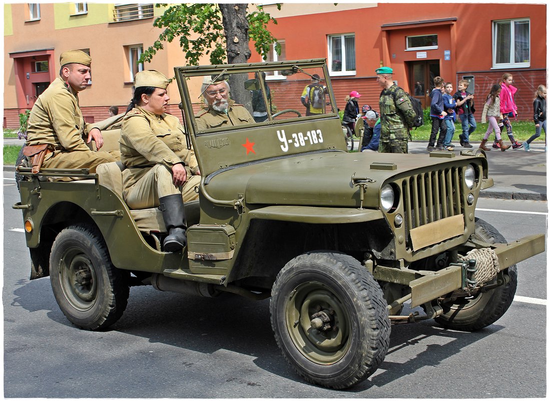 30 апреля 2015 года жители Остравы вспомнили освобождение города от нацистов... - Dana Spissiak