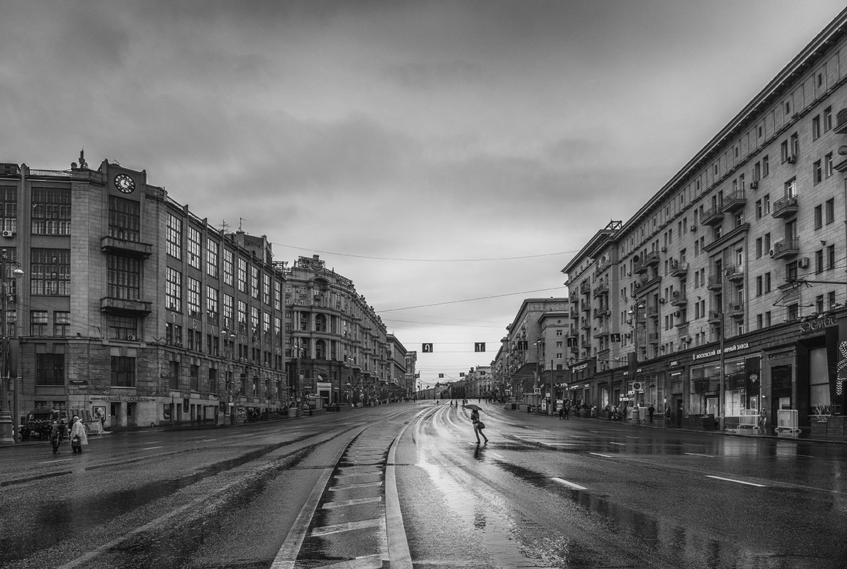 Это дождь затеял шествие с утра... - Ирина Данилова