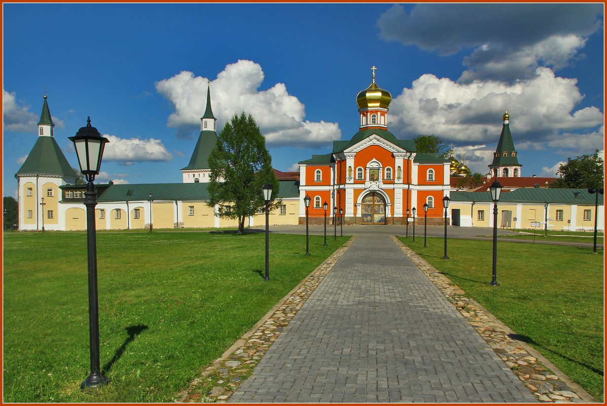 Валдайский Иверский Святоозерский мужской монастырь - Дмитрий Анцыферов