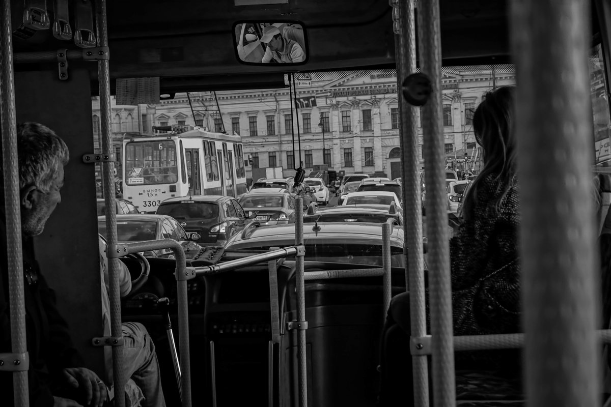 В автобусе - Ольга Гвоздева 
