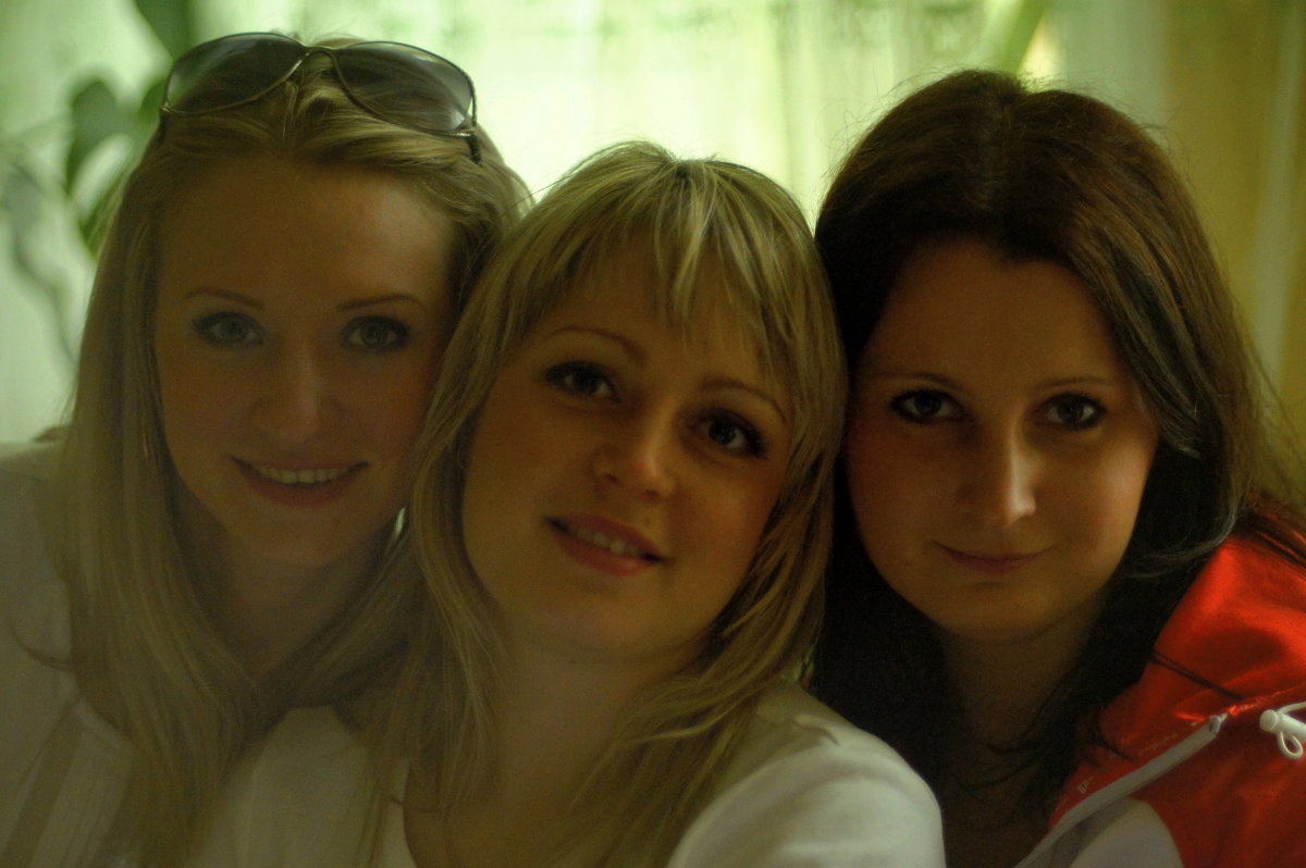 Три девицы под окном ... - Игорь Малахов