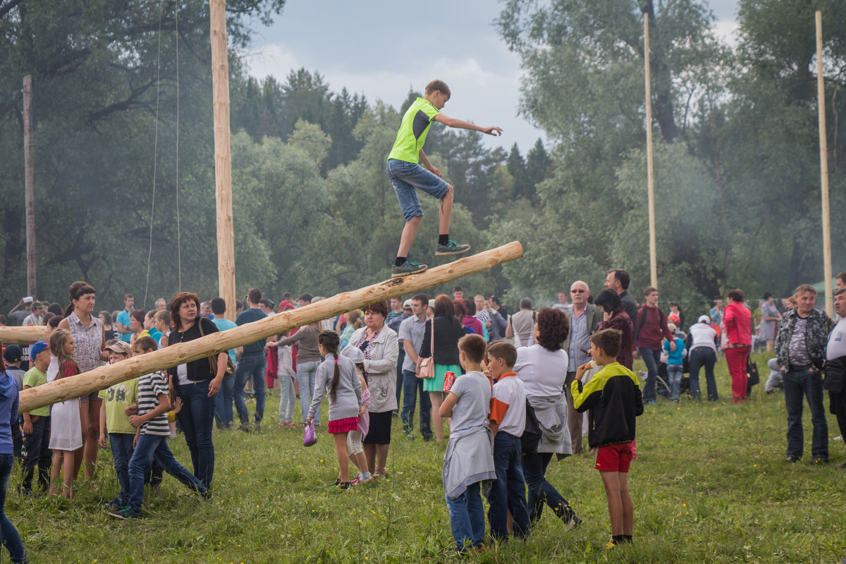 *** - Сергей Старовойт