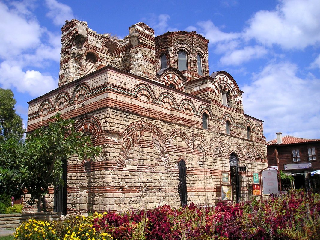 Развалины церкви в древнем Несёбре (Болгария) - Eldar Baykiev
