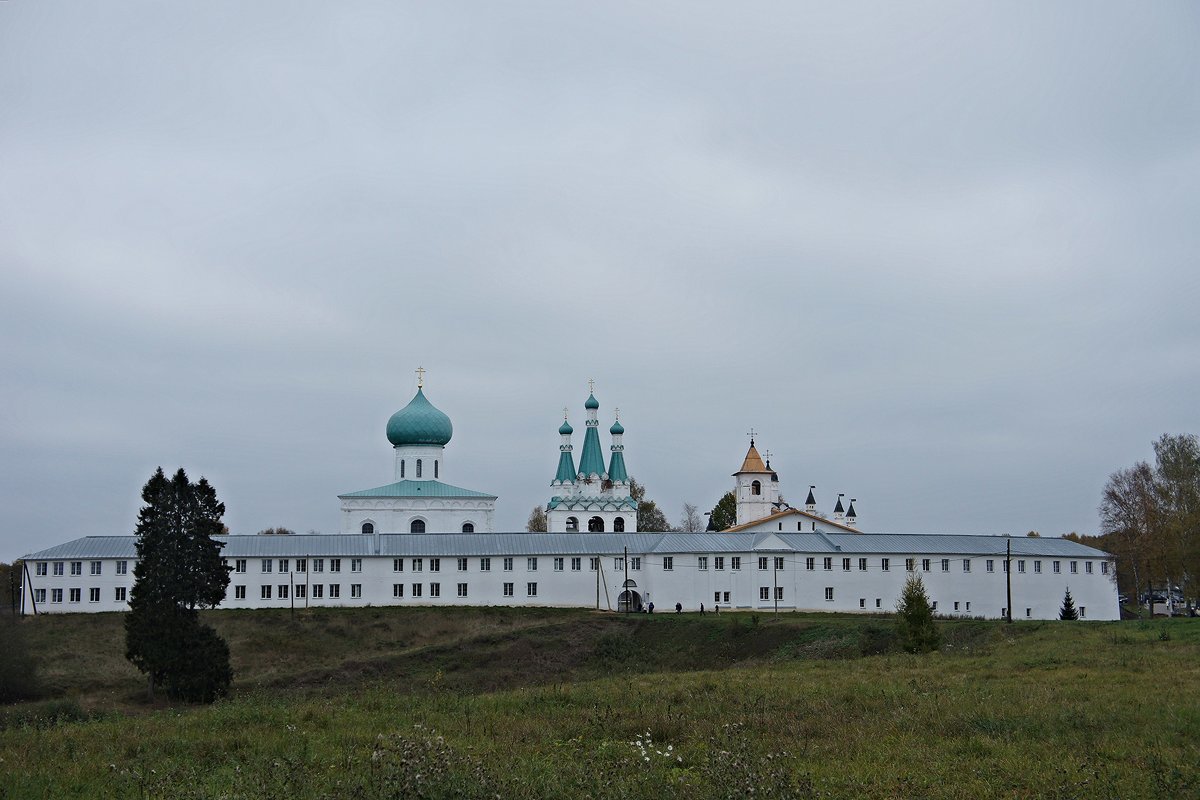 Вид на Троицкий комплекс монастыря - Елена Павлова (Смолова)