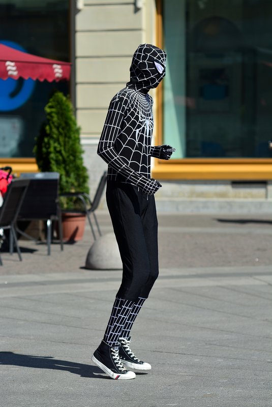 Человек-паук на Невском... - Андрей Вестмит