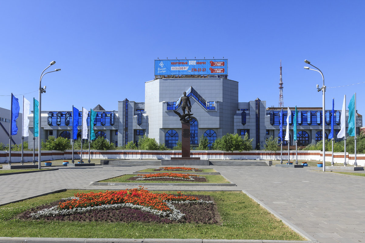 Памятник Покрышкину - Игорь Алексеенко