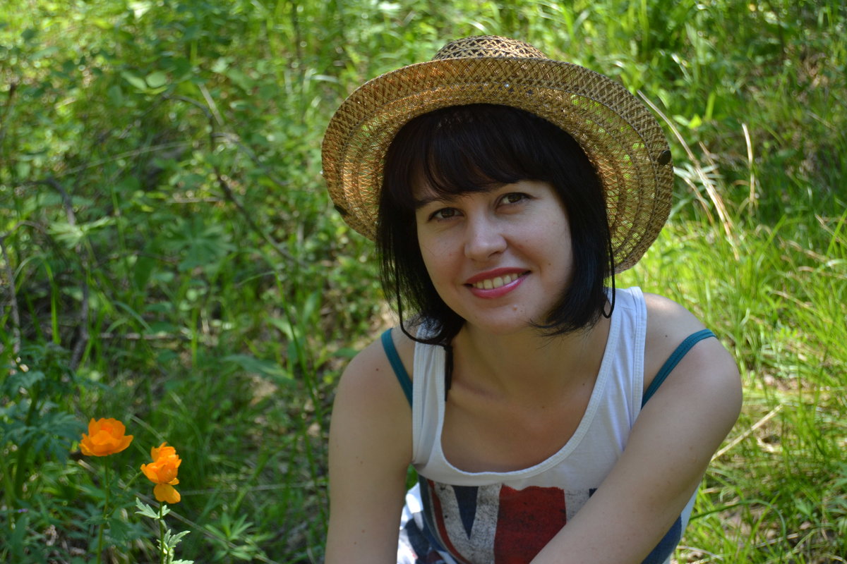 И лето одевает нас в соломенные шляпы - Дарья Бухарова