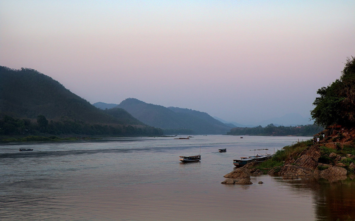 Меконг - главная река Юго-Восточной Азии - Евгений Печенин