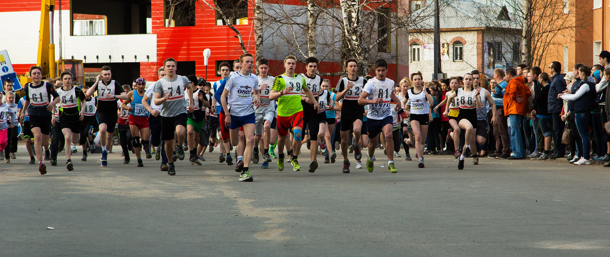 Городские соревнования по бегу - Валентин Кузьмин