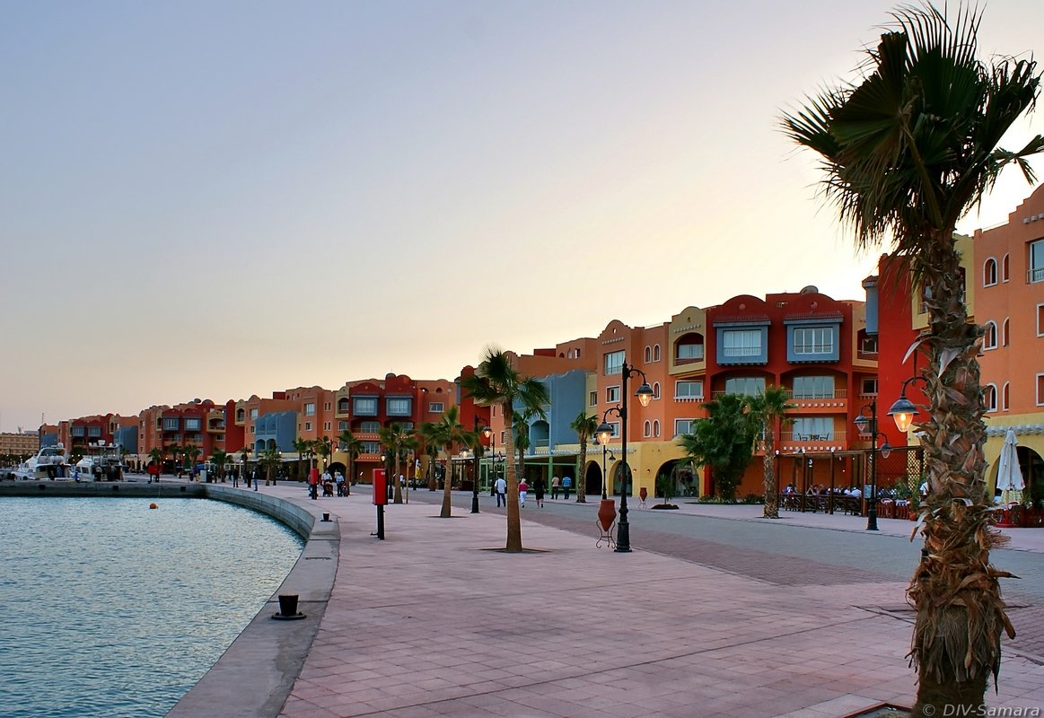 Район отдыха New Hurghada Marina в Хургаде - Денис Кораблёв