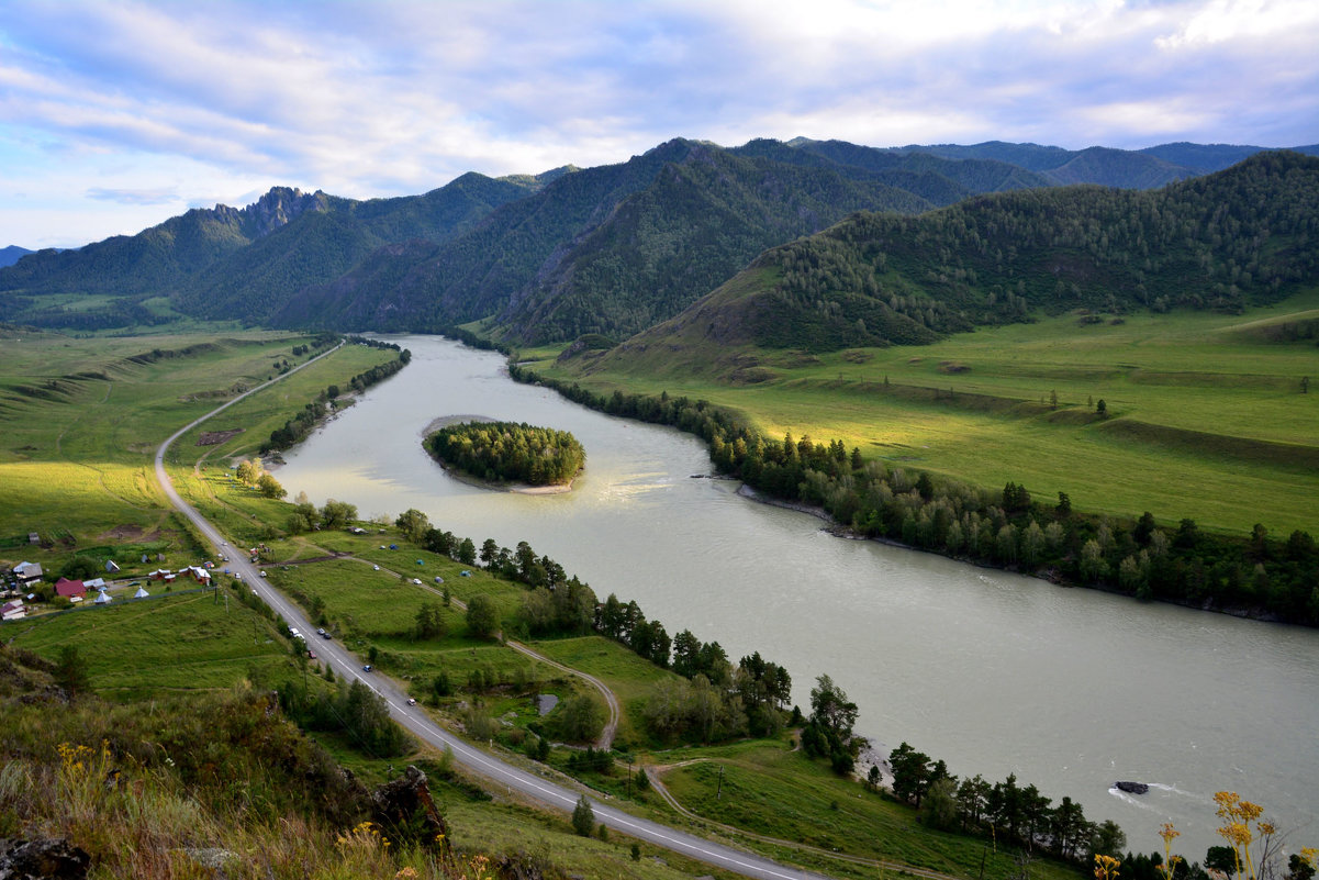 Природа горного Алтая река Катунь