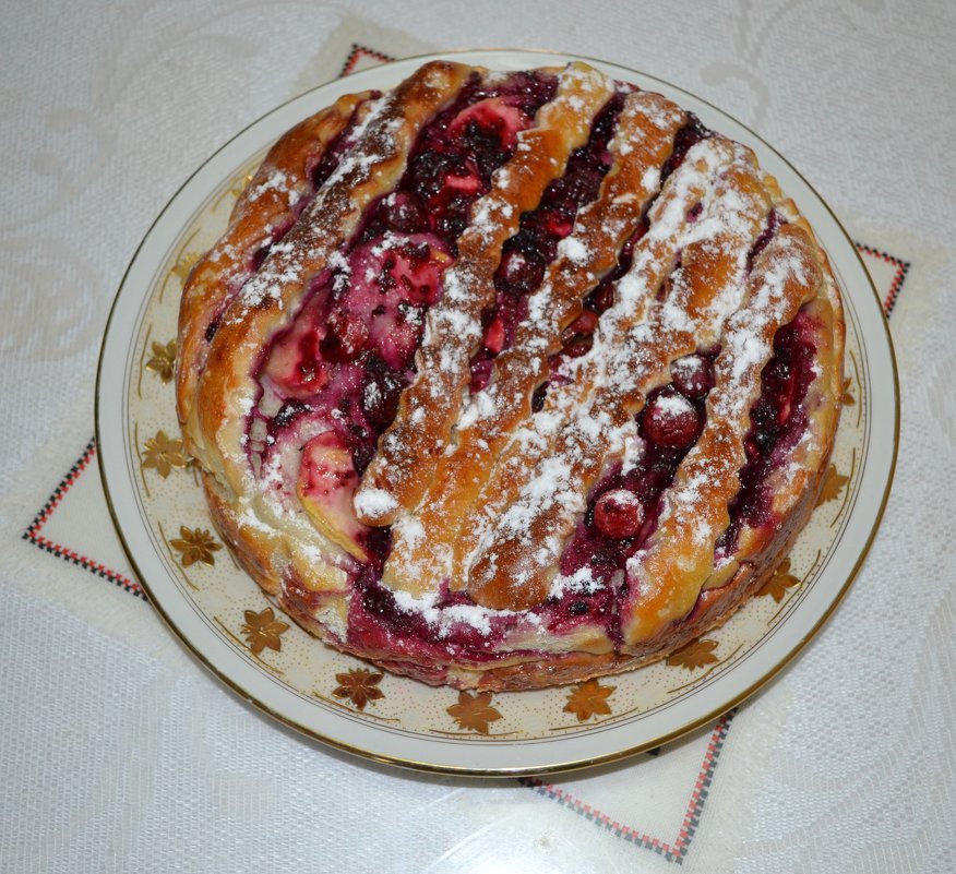 Бабушкин пирог с вишнями - Ростислав 
