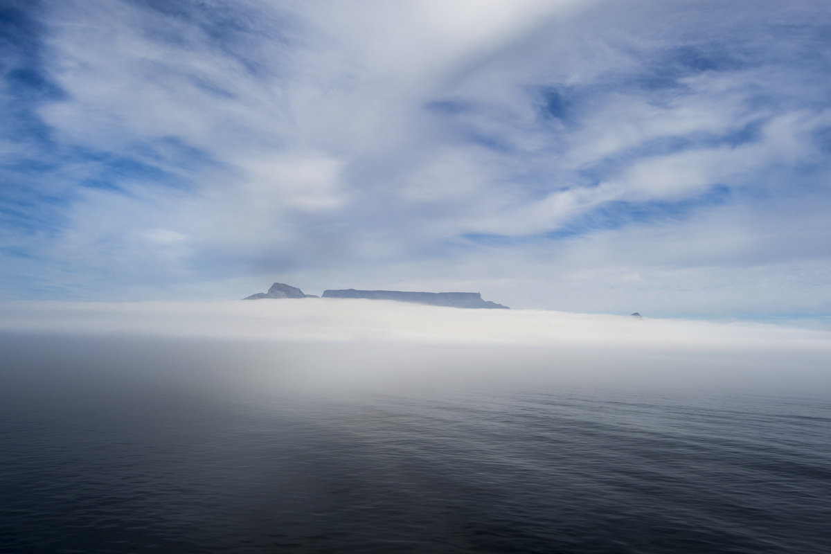 Столовая гора в тумане - Alexey alexeyseafarer@gmail.com