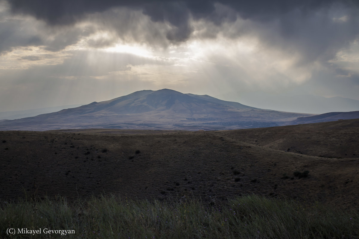 Mountain Ara - Mikayel Gevorgyan