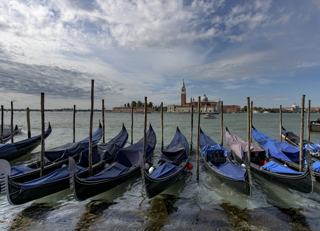 Barche  Gondole  Venezia - Олег 