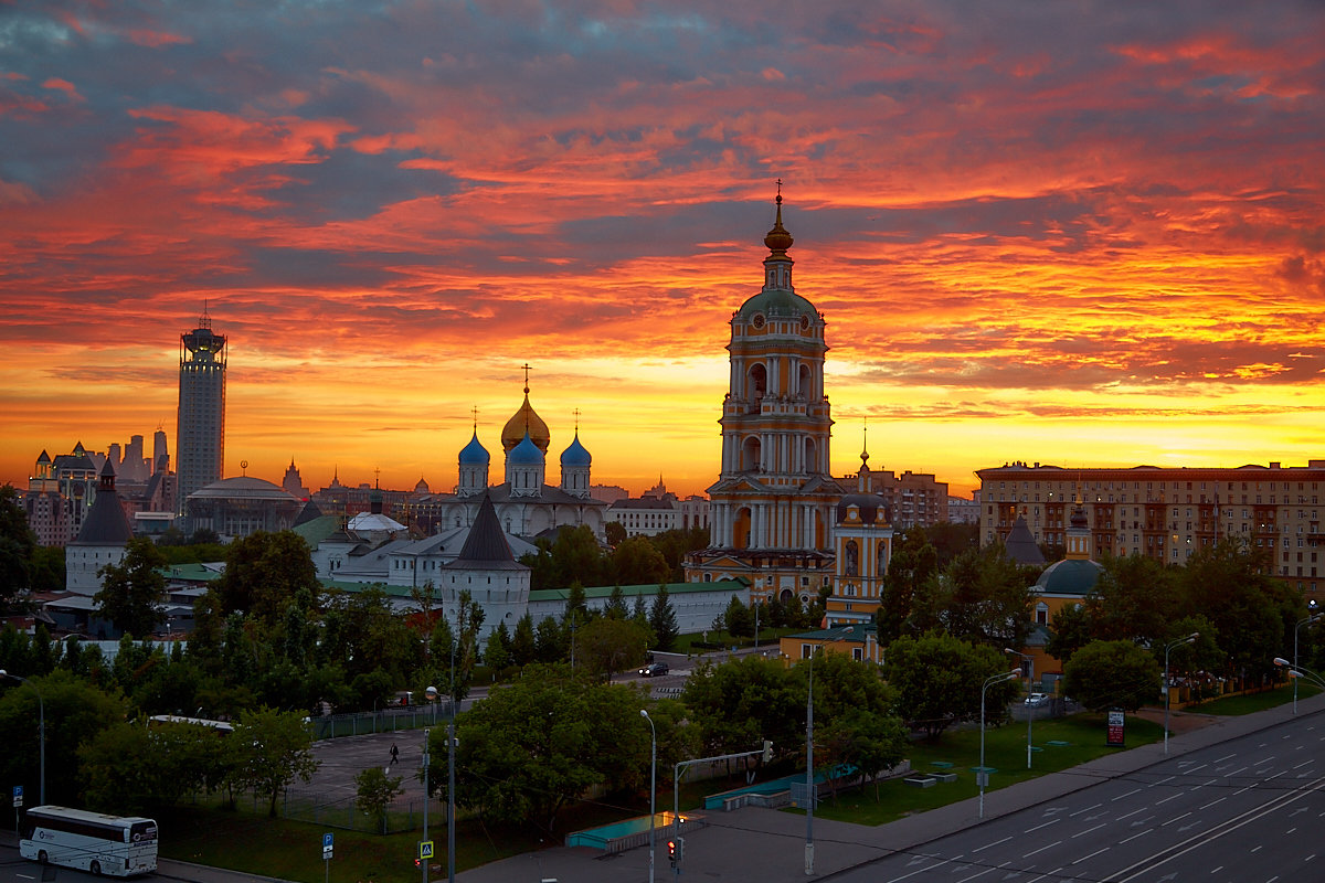 Крестьянская площадь 10 Новоспасский монастырь