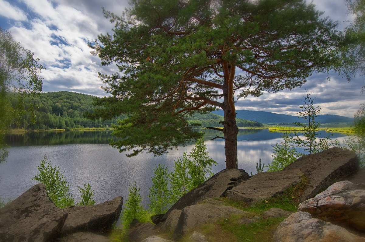 Озеро в горах - Сергей Адигамов