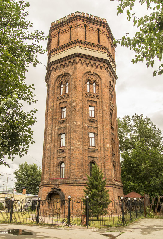 Башня - Дмитрий Потапкин
