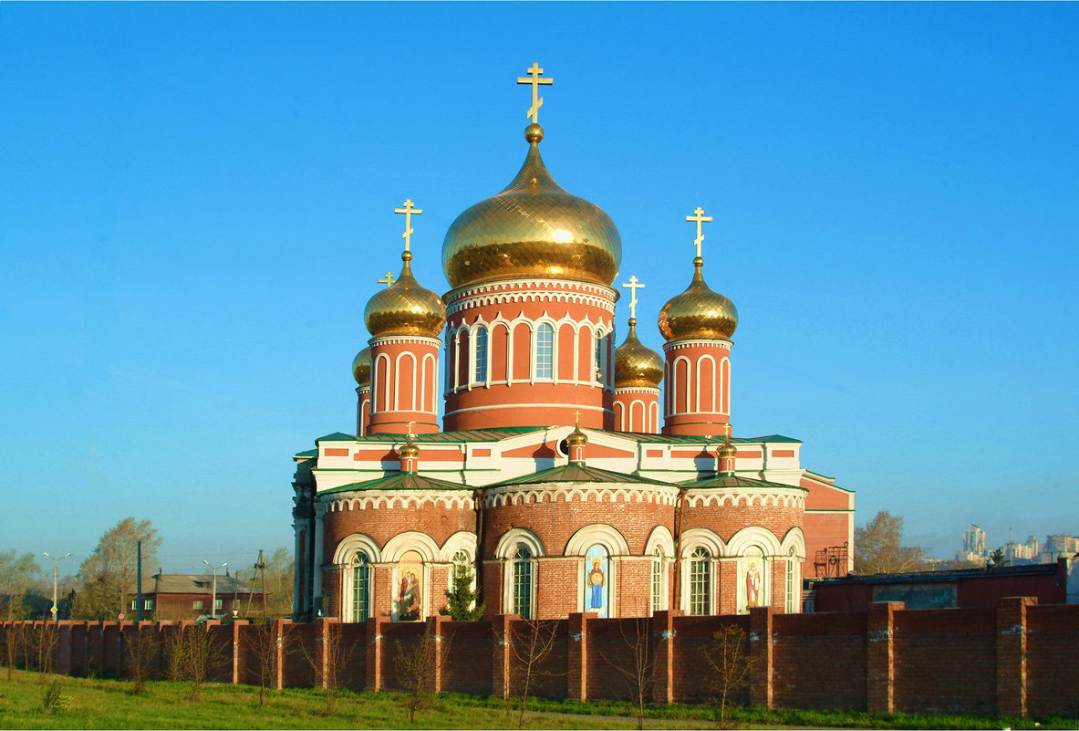 Женский монастырь - Виктор Гузеев