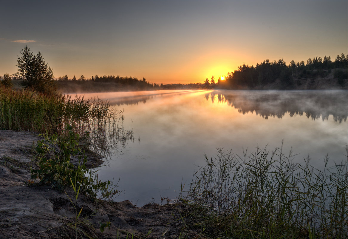 Рассвет на озере - Илья Костин